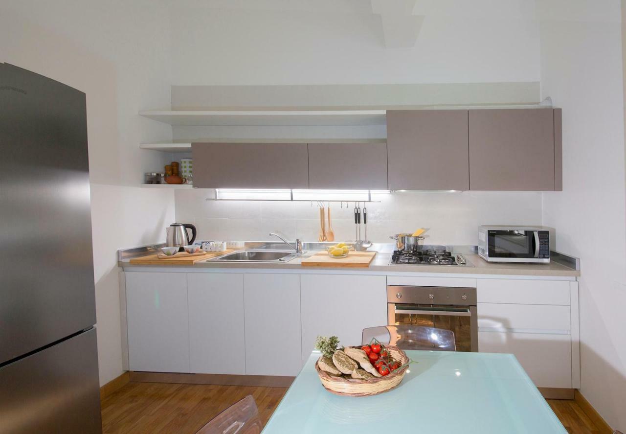 La Casa Di Abbi Apartment เลชเช ภายนอก รูปภาพ